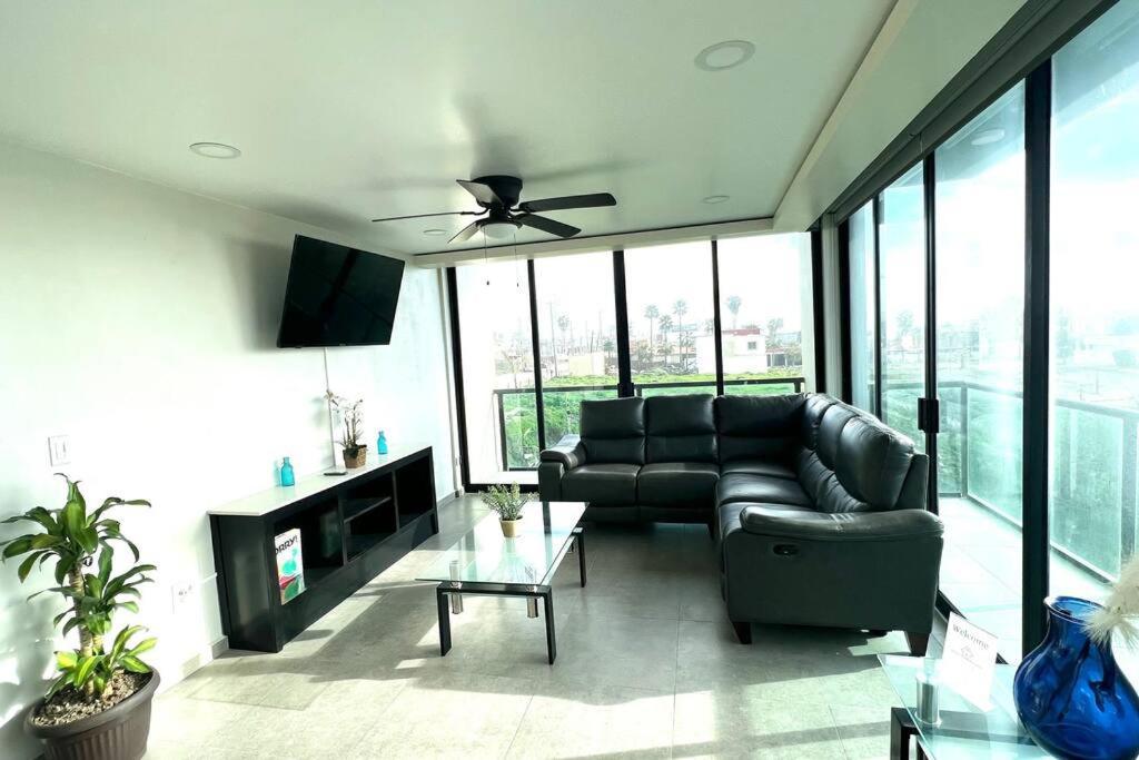 Luxury 2Br Condo ロサリト エクステリア 写真